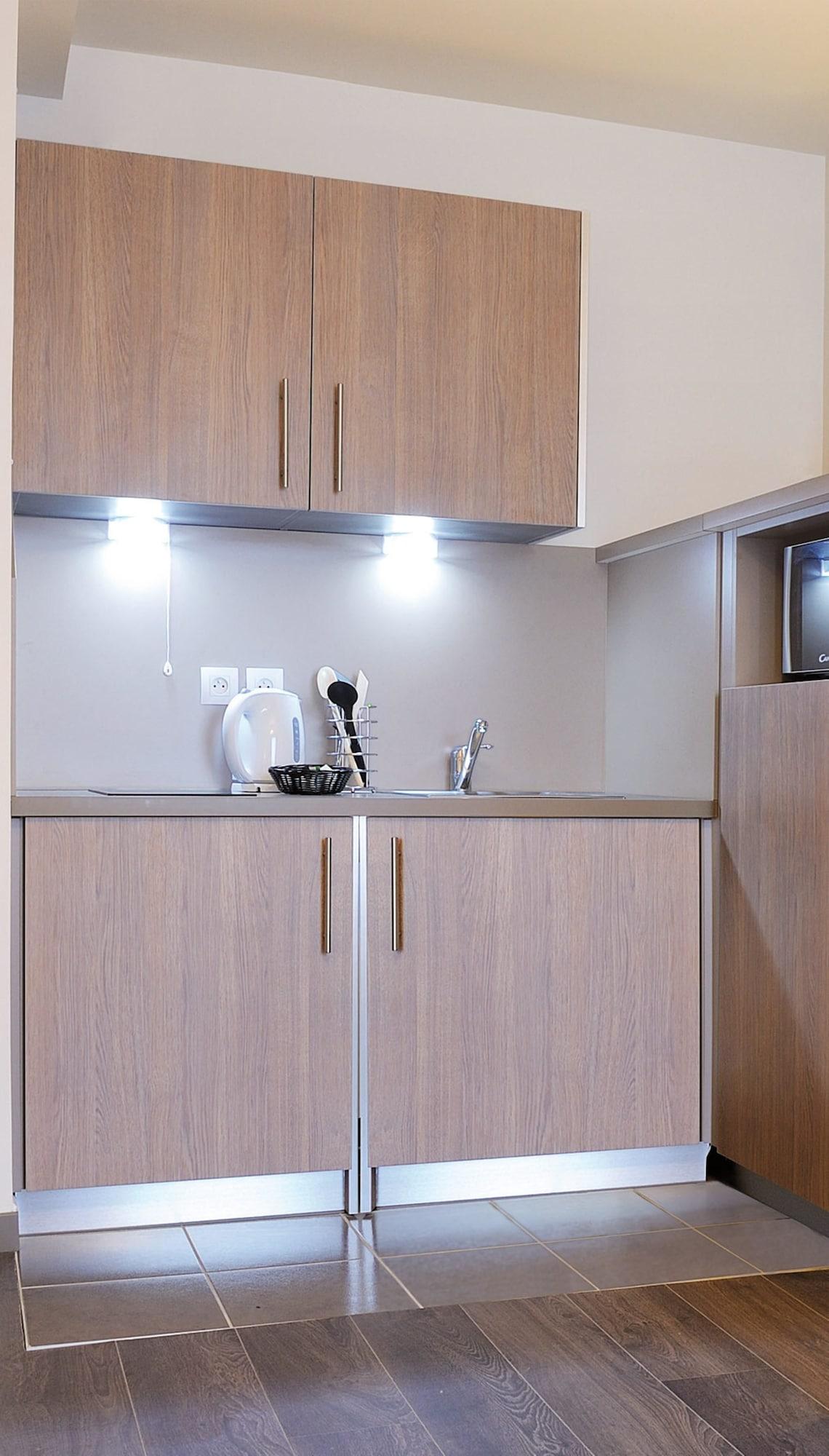 Residhome Paris-Гианкур Екстериор снимка