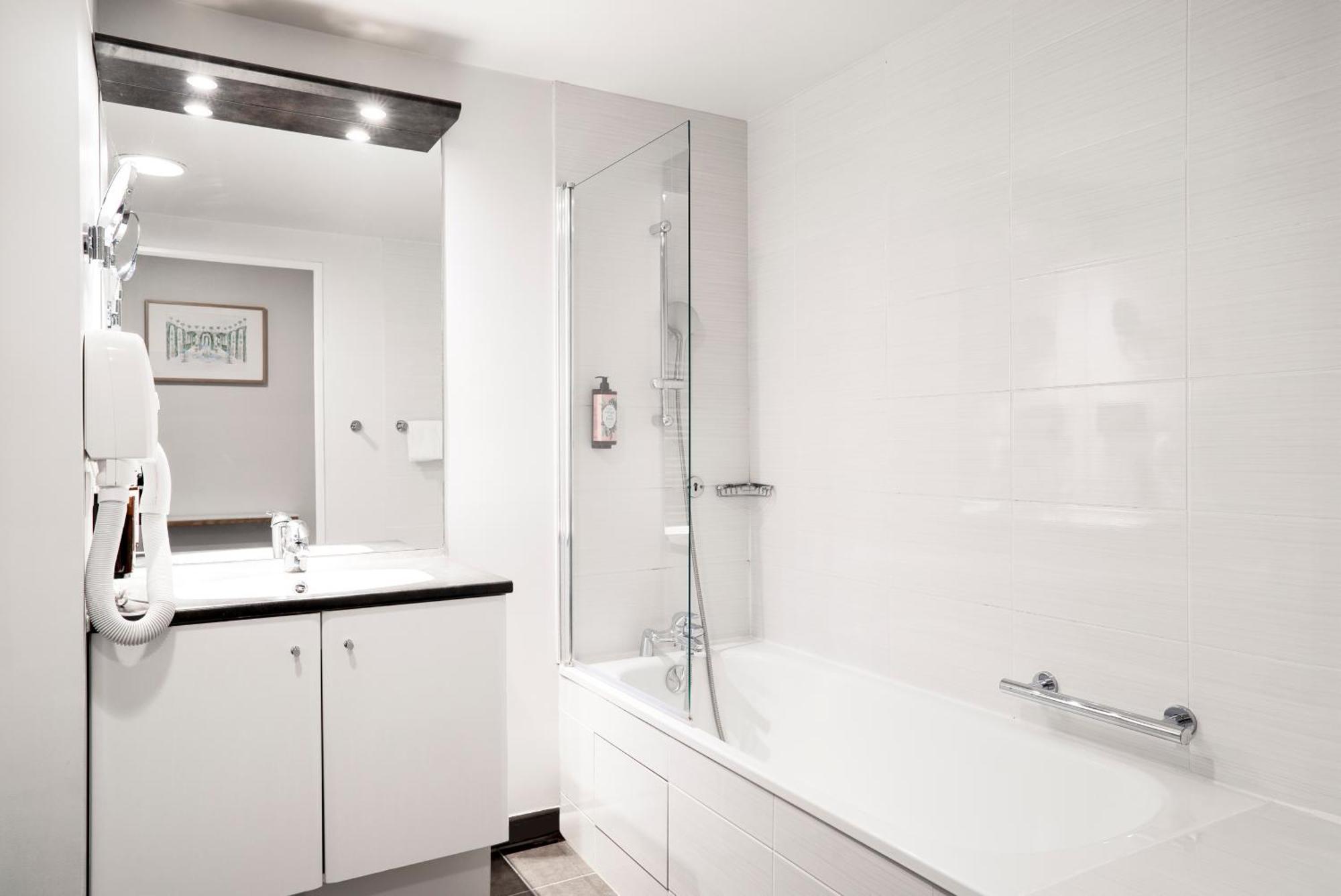Residhome Paris-Гианкур Екстериор снимка