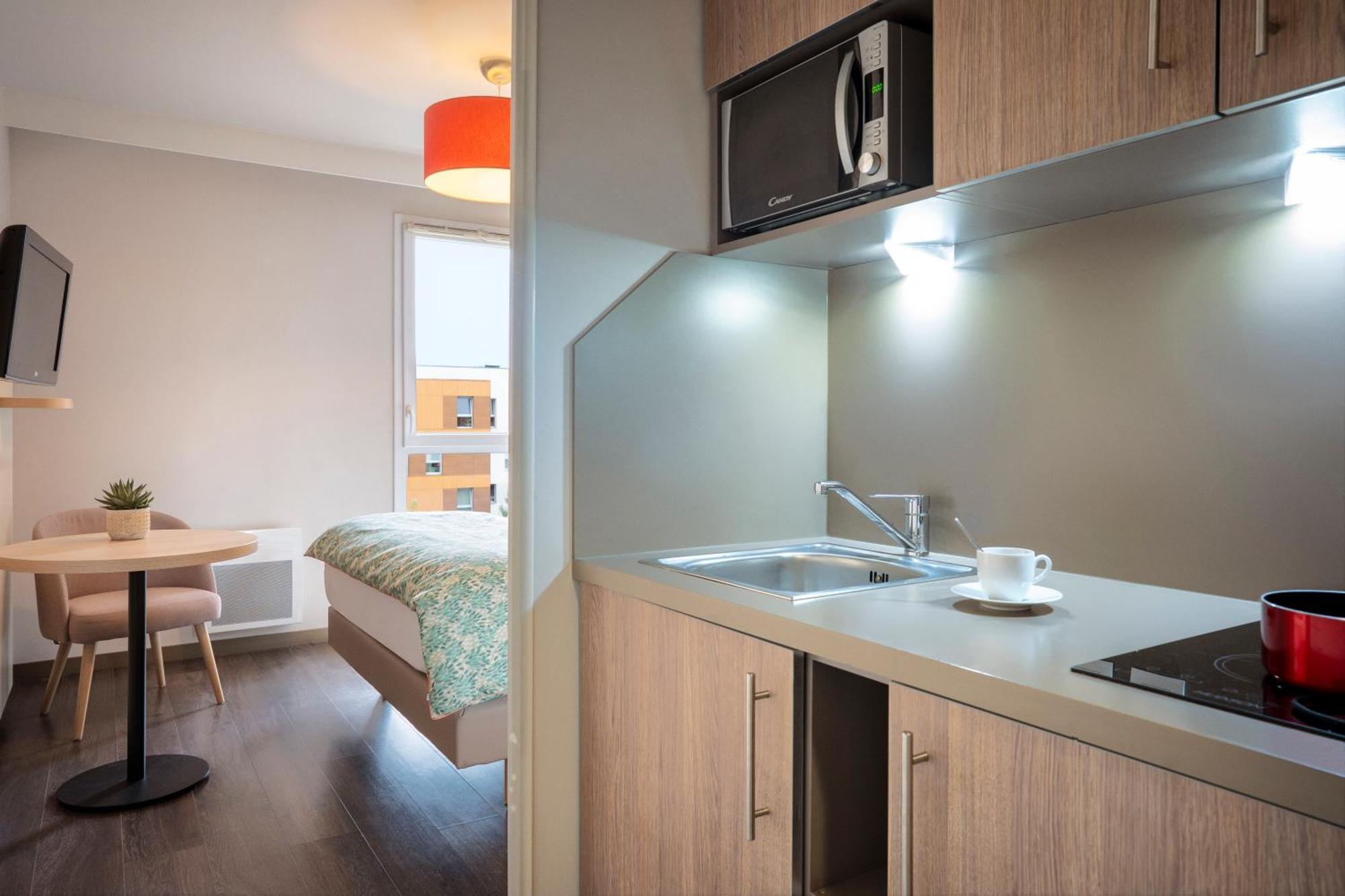 Residhome Paris-Гианкур Екстериор снимка
